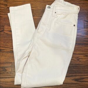 Arizona Jean Company White Skinny Jeans